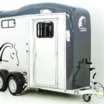 Cheval Liberte Pferdeanhänger Touring Country | Pullman-Fahrwerk | Frontausstieg | grau-Neu
