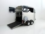 Ifor Williams Pferdeanhänger HBX 511|Sattelkammer|neues Modell|silber-Neu – Bild 2