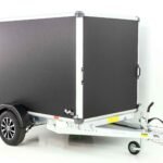Variant Kofferanhänger Black Edition 148x258cm H:157 1,35t | Rampe-Neu