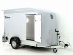 Debon Kofferanhänger C300 148x295cm H:190cm 1,3t| Polybug|Tür|grau-Neu – Bild 7