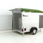 Debon Kofferanhänger C400 164x315cm H:200cm 1,3t|Alu, Polybug|Tür|olivgrün-Neu