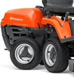 Husqvarna Frontmäher R 112C mit Mähdeck Combi 85 – Winterpaket mit Schneeschild, Gummileiste und Schneeketten – Modell 2023-Neu – Bild 3