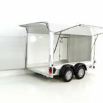 Debon Kofferanhänger C500 Sandwich 164x300cm H:200cm 2,0t | Alu | Polybug | Tür | Weiß-Neu