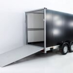 Vezeko Kofferanhänger 204x405cm Höhe:205cm 2,7t|Rampe|schwarz-Neu