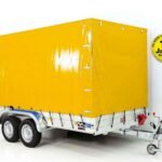 Anhänger mit Plane 185×400 cm 2600 kg | Typ 10.26 | Hochplane 200 cm – Gelb-Neu