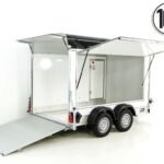 Debon Kofferanhänger C500 Sandwich 164x300cm H:200cm 2,0t | Alu | Polybug | Tür | Schwarz-Neu