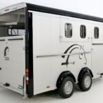 Cheval Liberte Pferdeanhänger Maxi 4| 4 Pferde| Pullman-Fahrwerk| 100km/h| schwarz-Neu