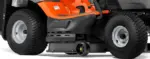 Husqvarna Rasentraktor TC 238TX Winterpaket mit Schneeschild, Gummileiste, Gewicht und Schneeketten – Modell 2023-Neu – Bild 6