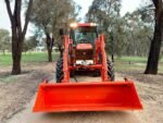 Traktor Kubota M105X – Bild 9