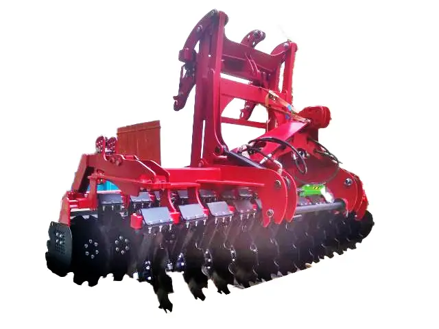 6a12f708b55e1bfdd870fc3ed6292b1b.webp Scheibenegge Fuchs 560-mm-Teller mit Rohrwalze/ Flacheisenwalze mit Hitch – Bild 1
