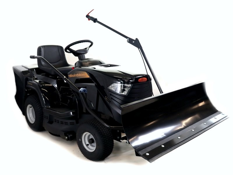 Black-Edition-Rasentraktor-PRO-155_84-mit-Schneeschild-110-Plus_1-1.jpg Black Edition® Rasentraktor PRO 155/84 – Winterpaket 110 Plus-Neu – Bild 1