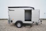 Debon C255 V2 Alu 1300kg Kofferanhänger Schwarz mit Seitentür Cheval Liberté – Bild 4