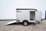 Debon C255 V2 Alu 1300kg Kofferanhänger Schwarz mit Seitentür Cheval Liberté