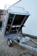 Debon PW0 Lux Rückwärtskipper 1500kg 250x160x90cm mit Gitteraufsatz und E-Pumpe Cheval Liberté – Bild 4
