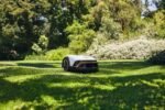 STIHL kabelgeführter Mähroboter iMOW 4 – für mittlere Rasenflächen – Bild 8