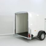Debon Kofferanhänger Cargo 1300 Vollpoly 150x290cm H:160cm|Tür|weiß-Neu