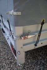 Koch-Anhänger U4 Planenanhänger 750kg 250x125x150cm Aluminium mit Plane – Bild 5