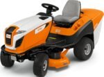 STIHL Rasentraktor RT 5097 Winterpaket mit Schneeschild und Schneeketten – Bild 2