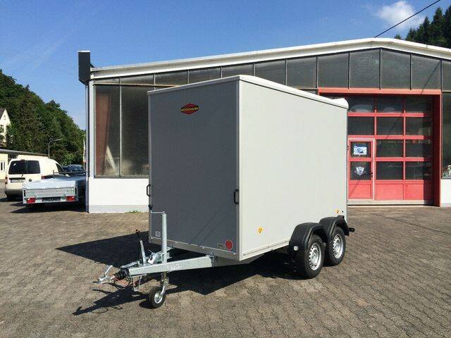 boeckmann-kofferanhaenger-kt-3015-27-mit-hecktueren.jpg Kofferanhänger Böckmann KT 3015/27 M – 2.700kg – mit Flügeltüren – Bild 1