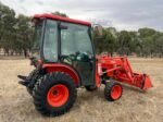 Traktor mit Kabine Kubota B3000 – Bild 5
