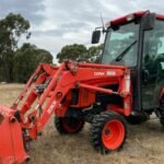 Traktor mit Kabine Kubota B3000