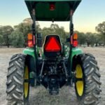 Traktor John Deere 4320
