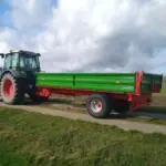 Kipper Bernd 4,0 m x 2,0 m x 0,5 m Einachser-Dreiseitenkipper
