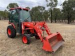Traktor mit Kabine Kubota B3000 – Bild 7