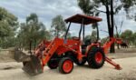 Industrietraktor / Baggerlader Kubota B21