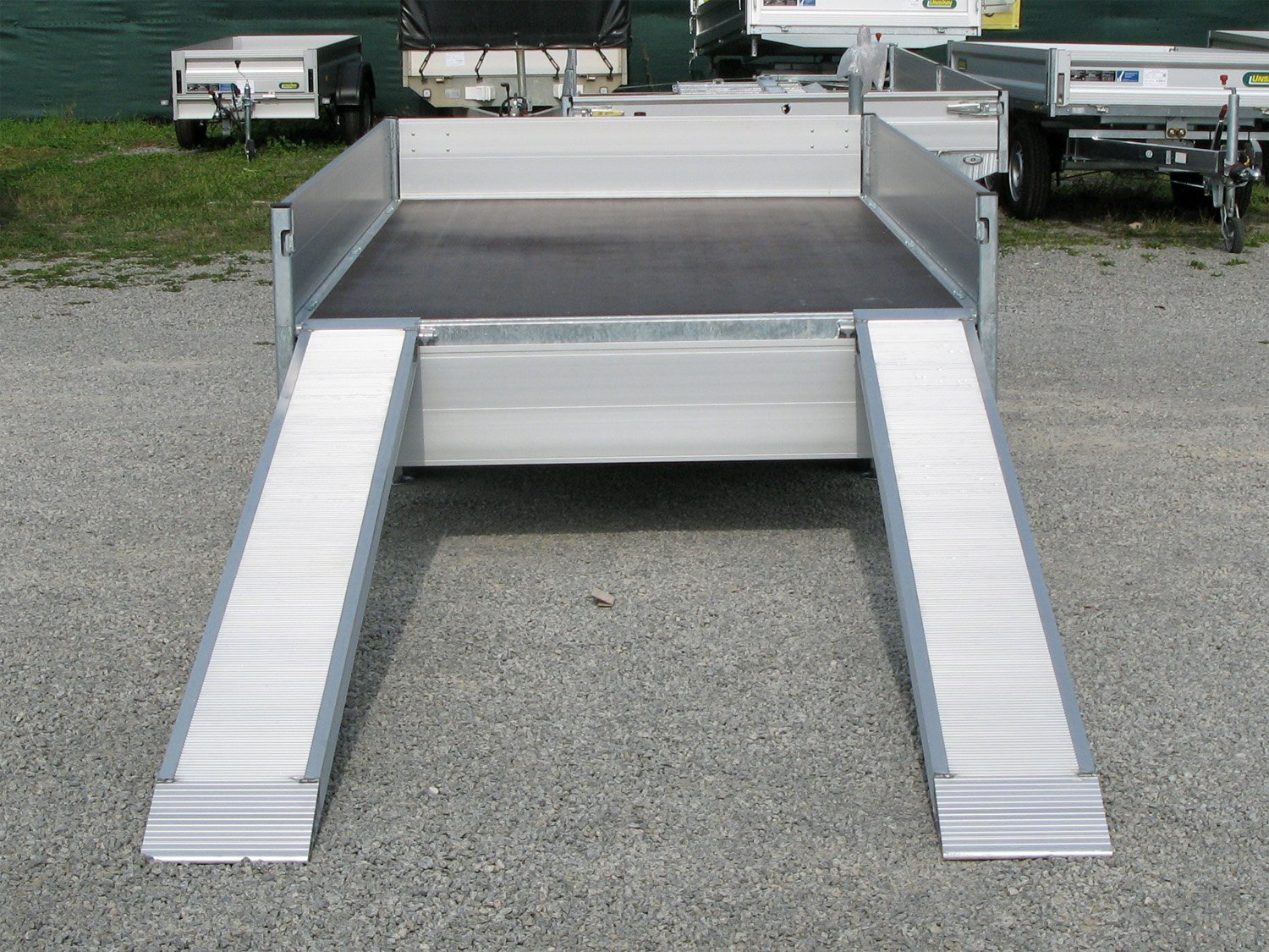 Hapert Azure H-2 – 3000 – 3350 x 1800 Multi Niedriges Fahrwerk – Auffahrpaket – Bild 5
