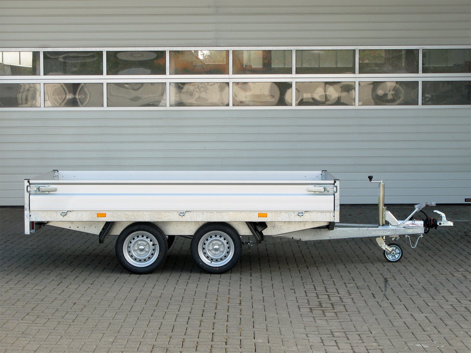 Hapert Azure H-2 – 3000 – 3350 x 1800 Multi Niedriges Fahrwerk – Auffahrpaket – Bild 9