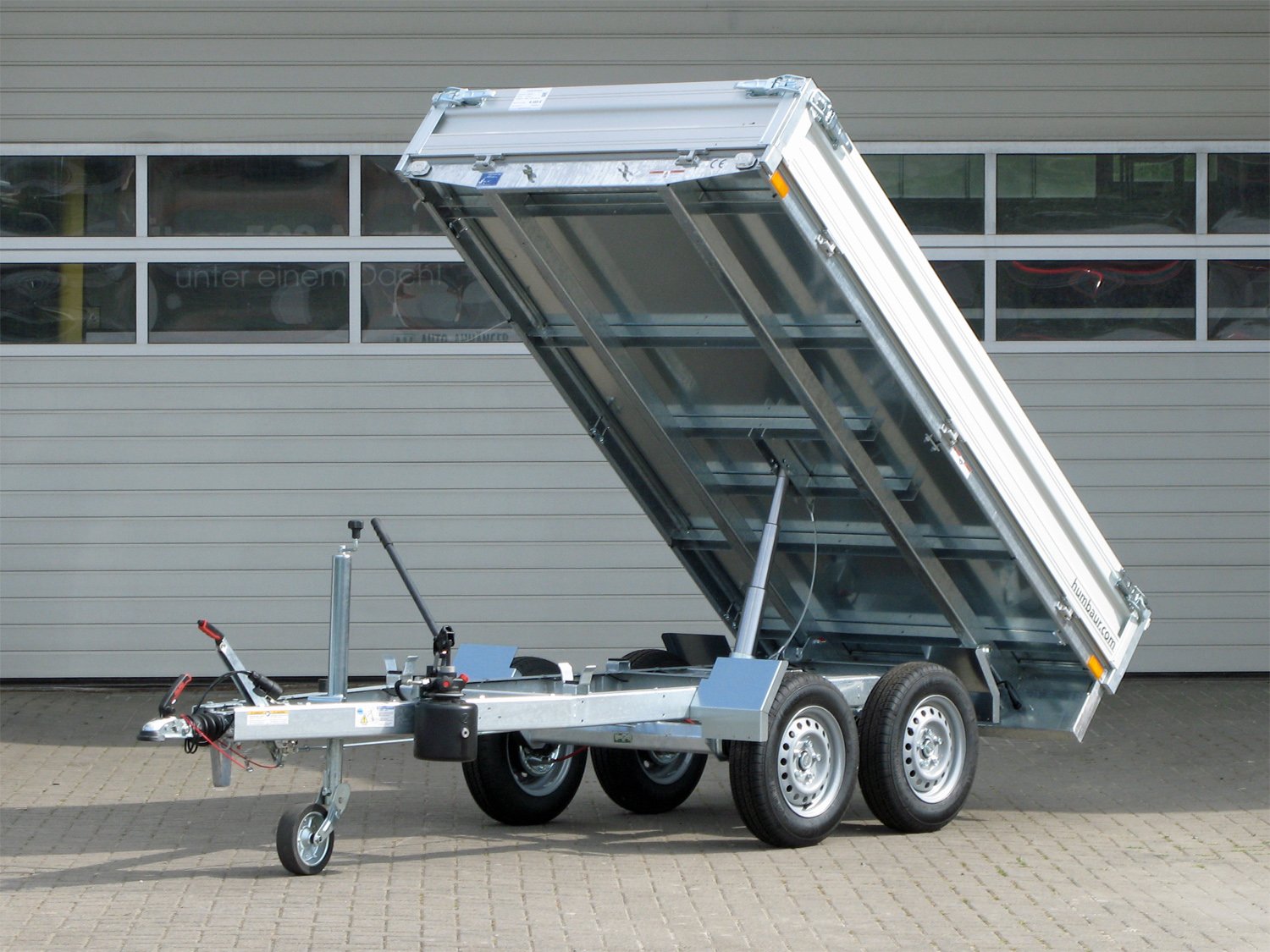 hu3052_humbaur_huk_202715_1XIEbrXkyN2HJ5.jpg HUMBAUR HUK 202715 Rückwärtskipper – Bild 1