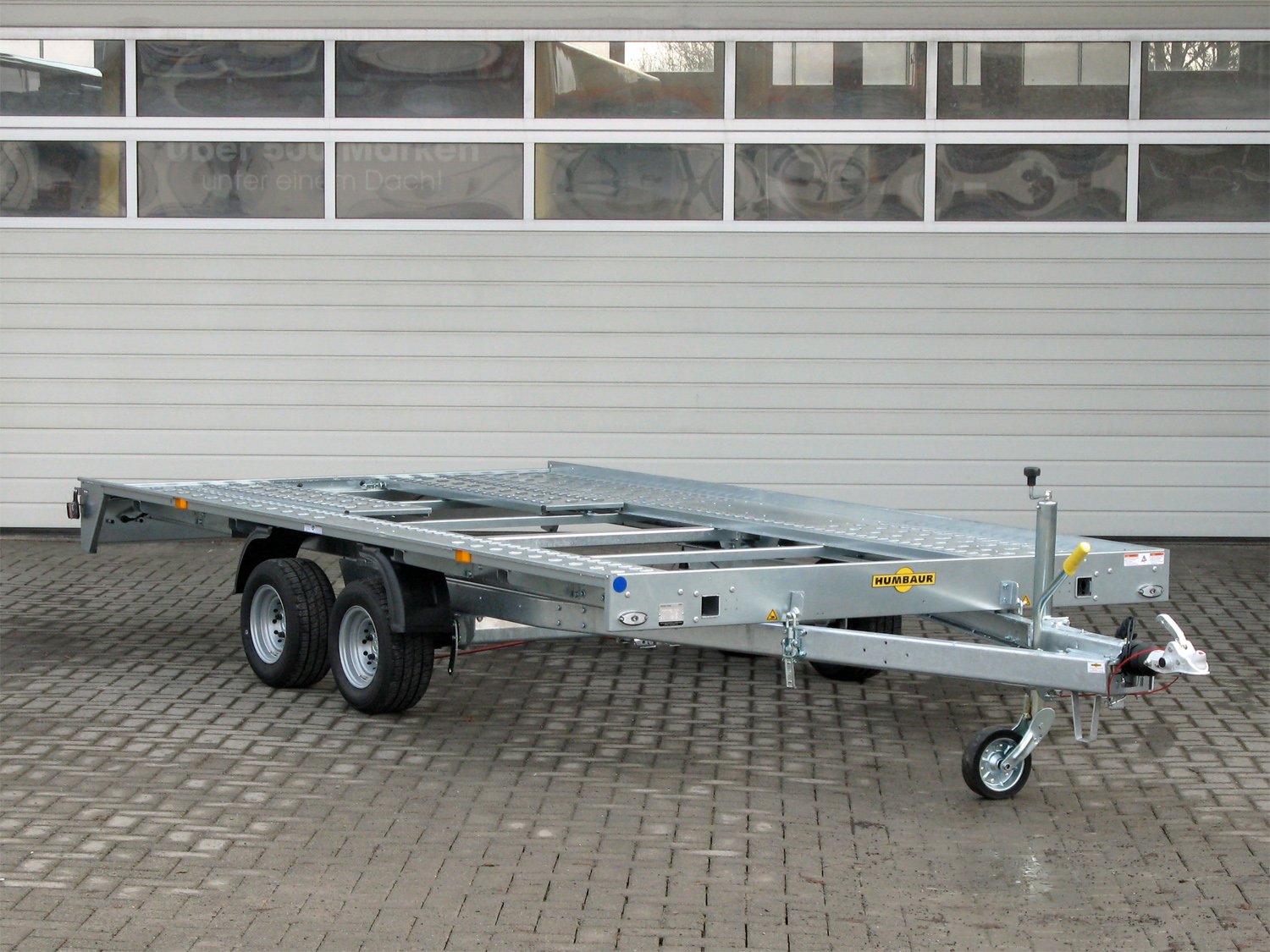 hu4207-1_humbaur_ftk_274022_2unz5RfEduEEUn.jpg Humbaur FTK 274022 Kippbar mit kurze Rampen – NEU – Bild 1