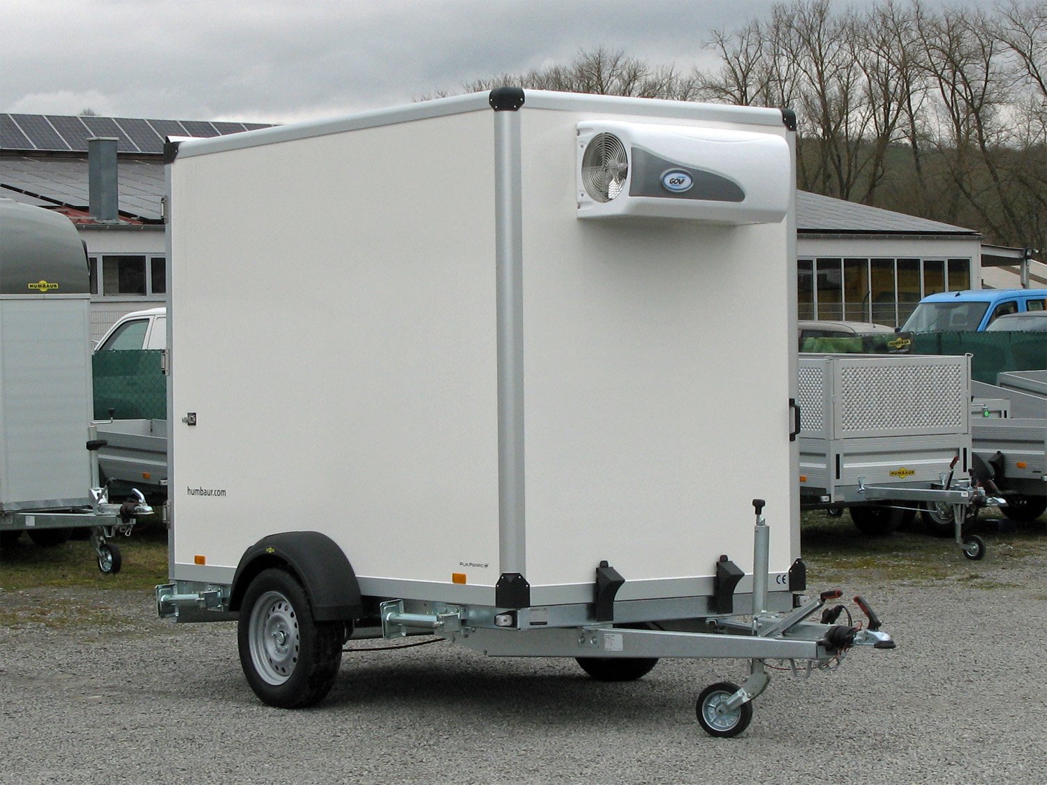 HUMBAUR HGK 13 27 16 21 PF60 Deluxe Kühlanhänger mit hochwertiger Isolierung – Bild 1