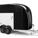 Humbaur Pegasus 2700 S Alu Aerodynamischer Poly-Aluaufbau | EquiDrive® PLUS S Fahrwerk