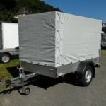 Planenanhänger Saris McAlu Pro DV 135 – mit Plane und Spriegel