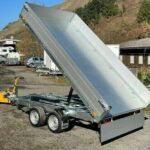 Dreiseitenkipper Saris K3 306 184 2700 – elektrisch mit Rampenschächten