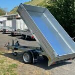 Kipper Saris K1 256 150 1500 Heckkipper mit Handpumpe