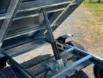 Kipper Saris K1 276 150 2700 kg mit Handpumpe – Bild 7