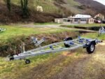 Bootstrailer TPV BA 1300kg mit Seilwinde – eine Marke von Böckmann