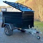 Kofferanhänger TPV KT-EB2 VS Plus Offroad Anhänger – Deckel Schwarz