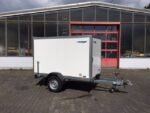 Kofferanhänger WM Meyer AZ 1325/126 S30 – kompakter gebremster Koffer